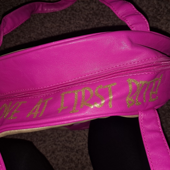 Betsey Johnson donut bag - Picture 3 of 4